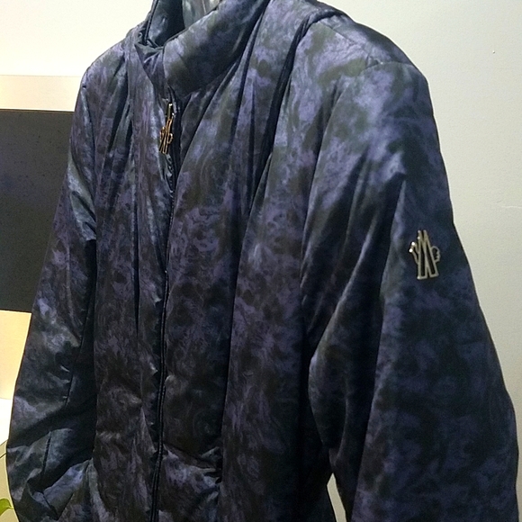 MONCLER Long Puffer Coat - Picture 4 of 14